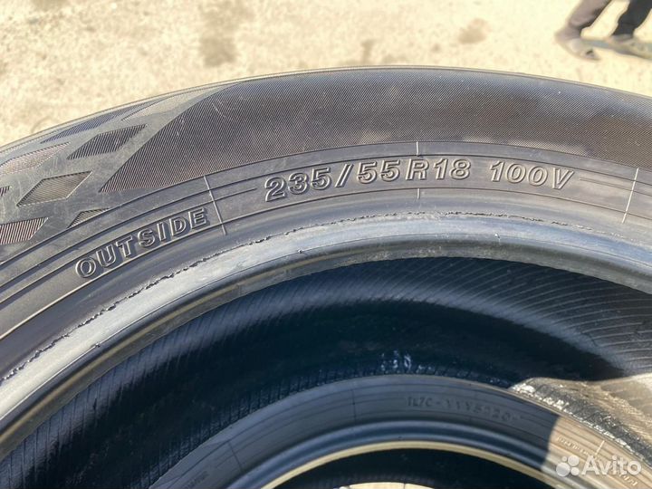 Yokohama BluEarth AE51 235/100 R18