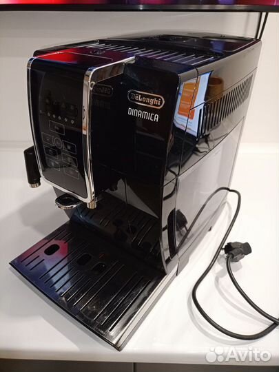 Кофемашина delonghi dinamica