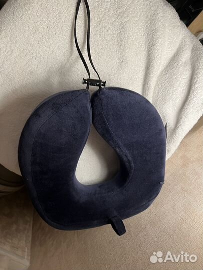 Подушка для шеи в самолет