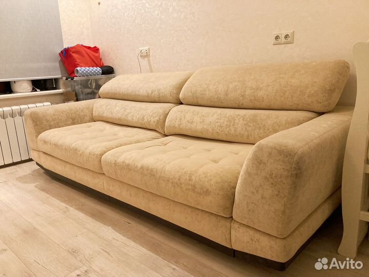 Диван фабрики 8 марта