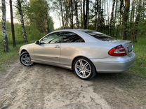 Mercedes-Benz CLK-класс 2.6 AT, 2002, 290 000 км, с пробегом, цена 950 000 руб.