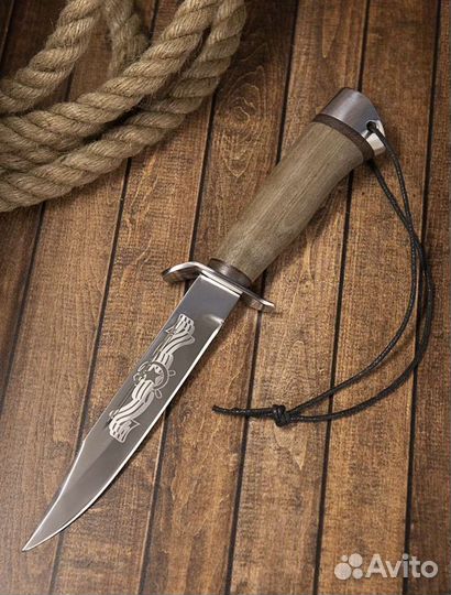 Нож подарочный с ножнами для охотника