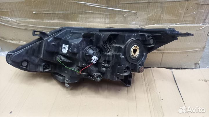 Фара правая Nissan Qashqai II J11R 2013-2023