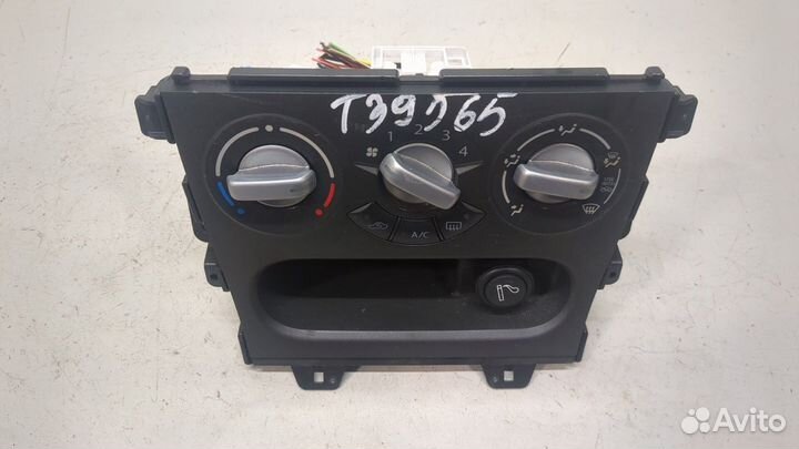 Переключатель отопителя Nissan Note E11, 2007