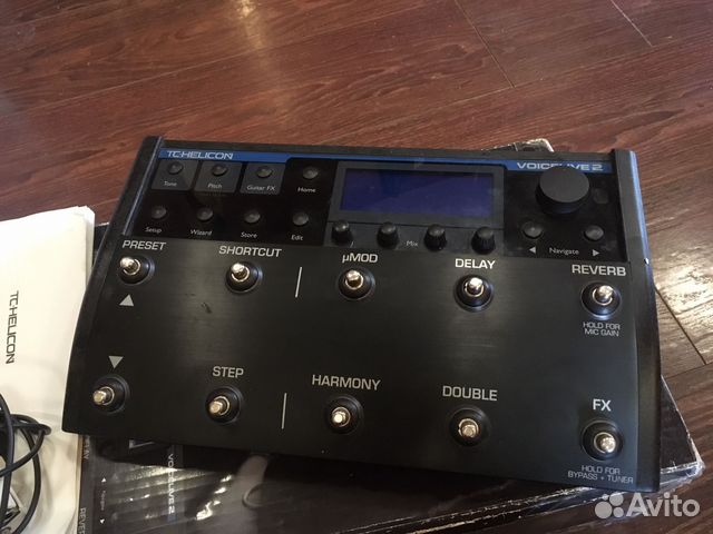 Вокальный процессор Tc helicon voicelive 2