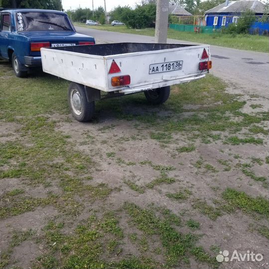 Прицеп на легковой автомобиль