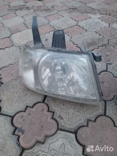 Honda stepwgn фары