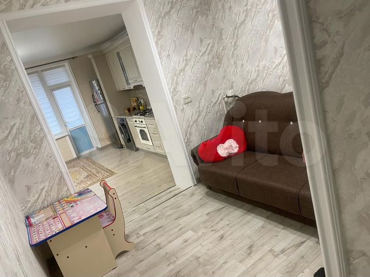 2-к. квартира, 60 м², 4/4 эт.