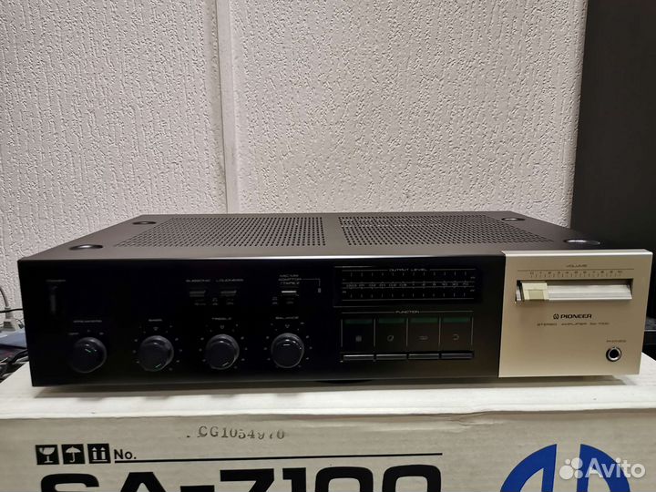 Усилитель Pioneer SA-7100