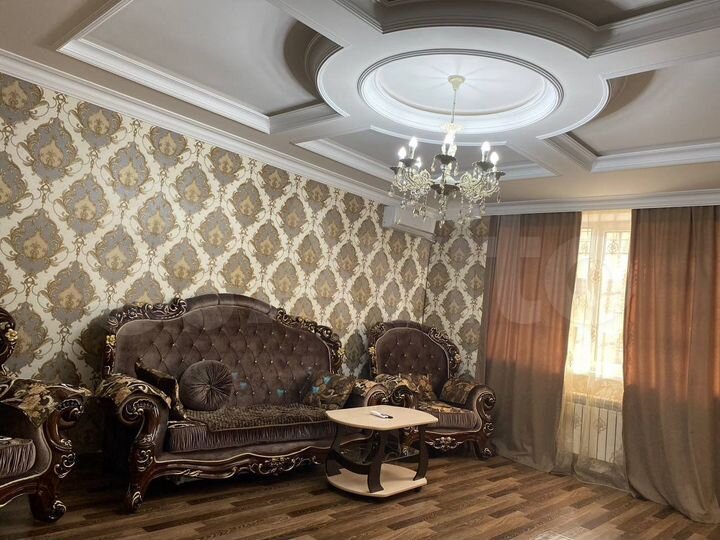 3-к. квартира, 150 м², 1/4 эт.