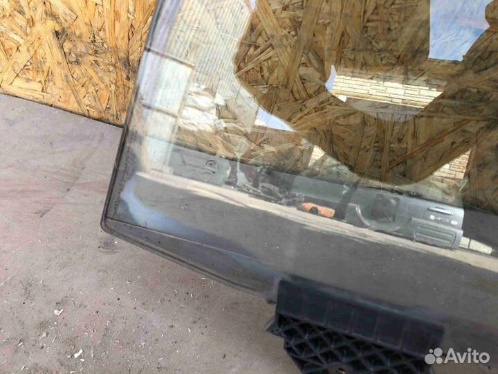 Стекло двери передней левой Audi A8 D3 (4E) 2006