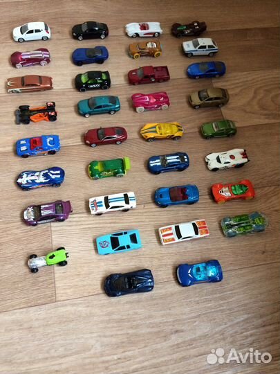 Hot wheels машинки