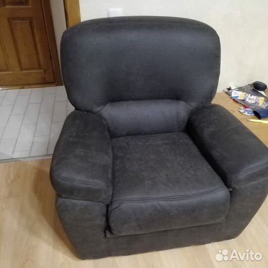 Перетяжка и ремонт мягкой мебели