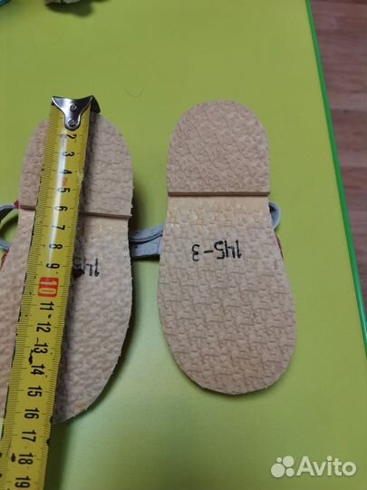 Сандалии для девочки 24 размер новые