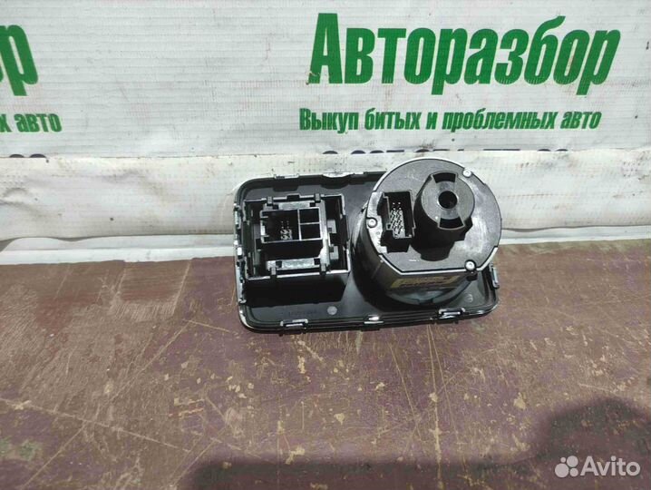 Блок управления светом Skoda Superb 2