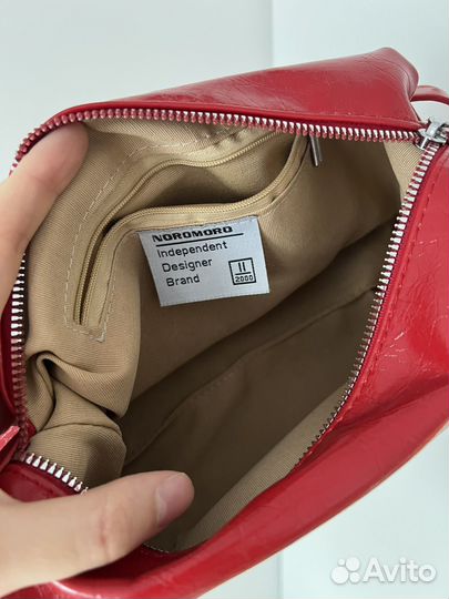 Сумка красная