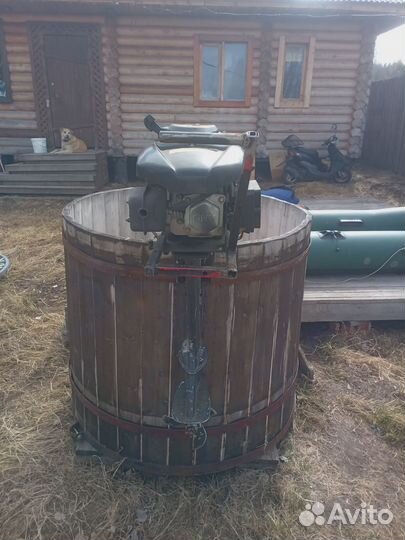 Продам лодочный мотор