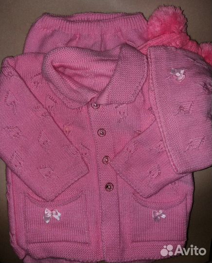 Вязаный комплект на девочку