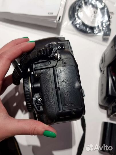 Зеркальный фотоаппарат Nikon D800