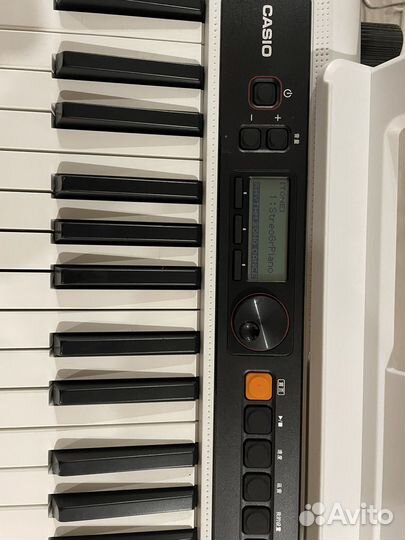 Синтезатор Casio CT-S200