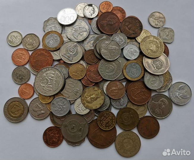 Иностранные монеты (Острова, Экзотика), 100 штук