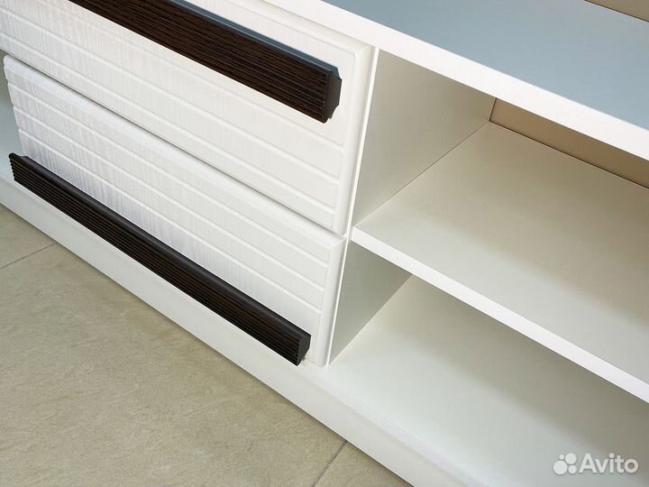 Тумба в гостиную