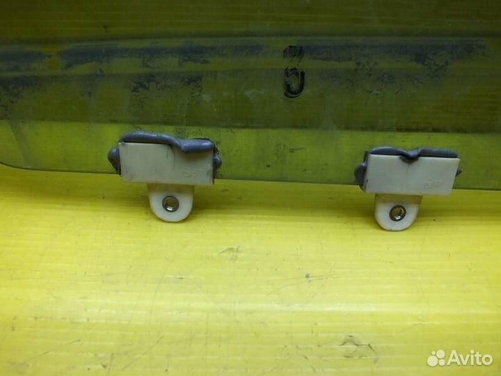 Стекло двери