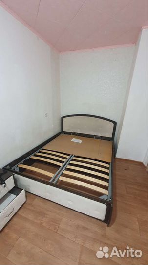 Шкаф