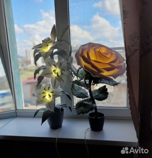 Ростовые цветы,светильники