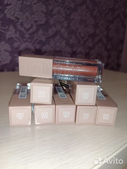 Блеск для губ Maybelline Lifter Gloss