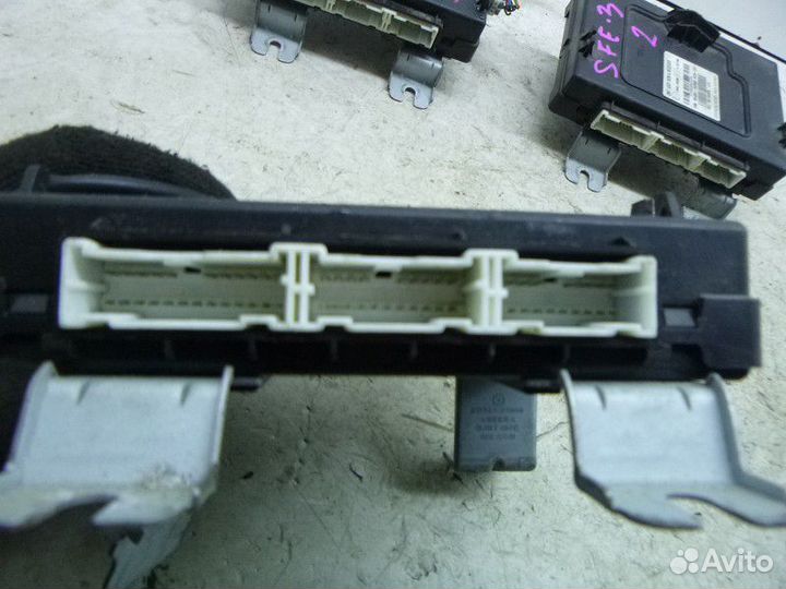 Блок электронный hyundai santa FE 2012