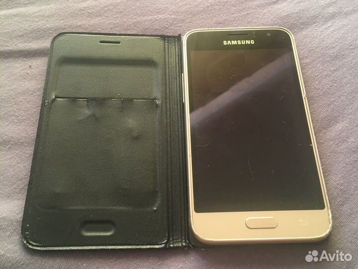 Читайте описание Телефон Samsung
