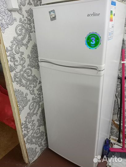 Холодильник новый