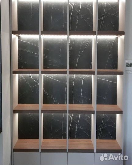 Кухонный гарнитур в студию новый