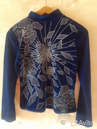 Женские кофточки 40,50раз