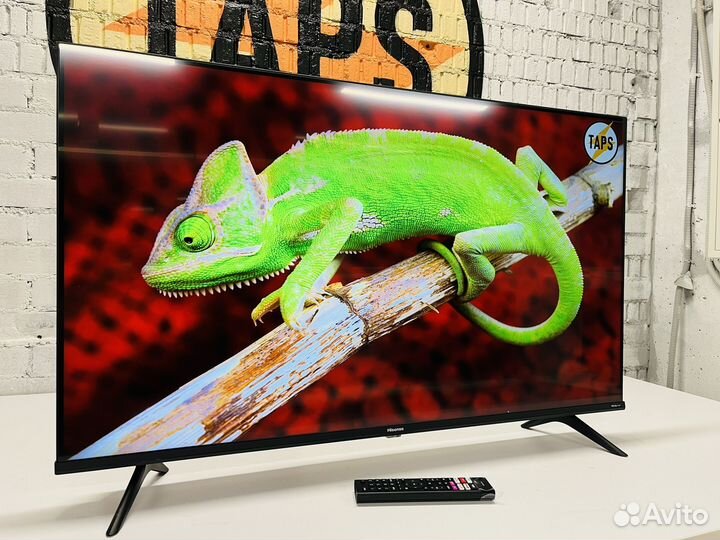 Метровый безрамочный Hisense 109см 4K SMART TV