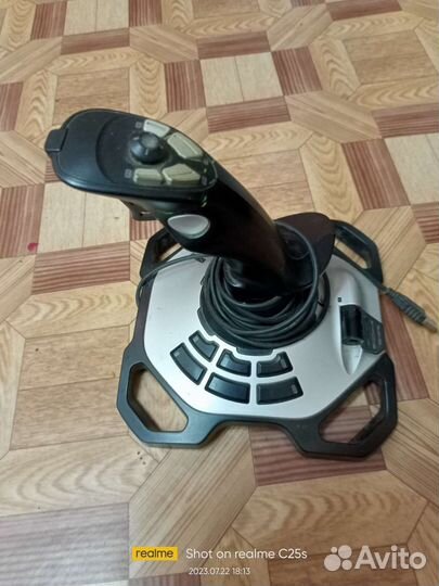 Игровой манипулятор