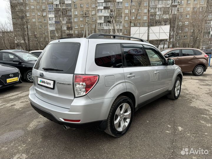 Subaru Forester 2.0 AT, 2011, 238 000 км