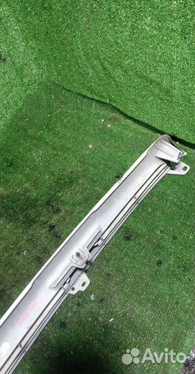 Решетка радиатора Toyota Caldina