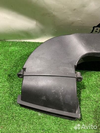 Воздухозаборник Bmw 1 E87 N52B30AF 2006