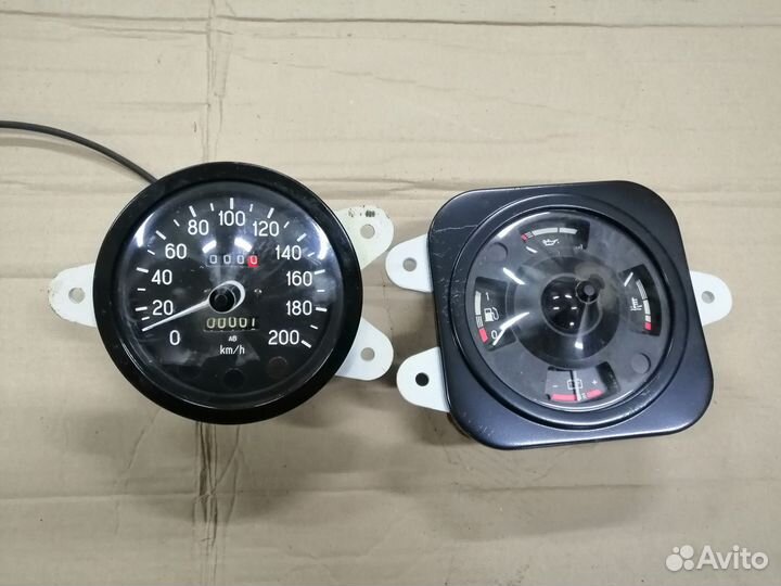 Щиток приборов (приборка) Волга 3110,31105 3102