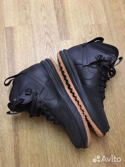 Зимняя обувь Nike