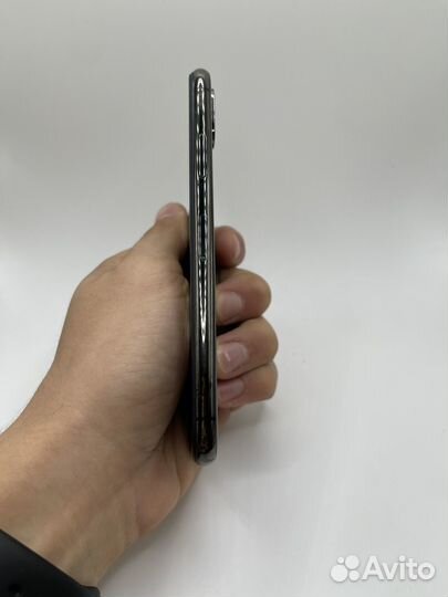 iPhone X, 64 ГБ