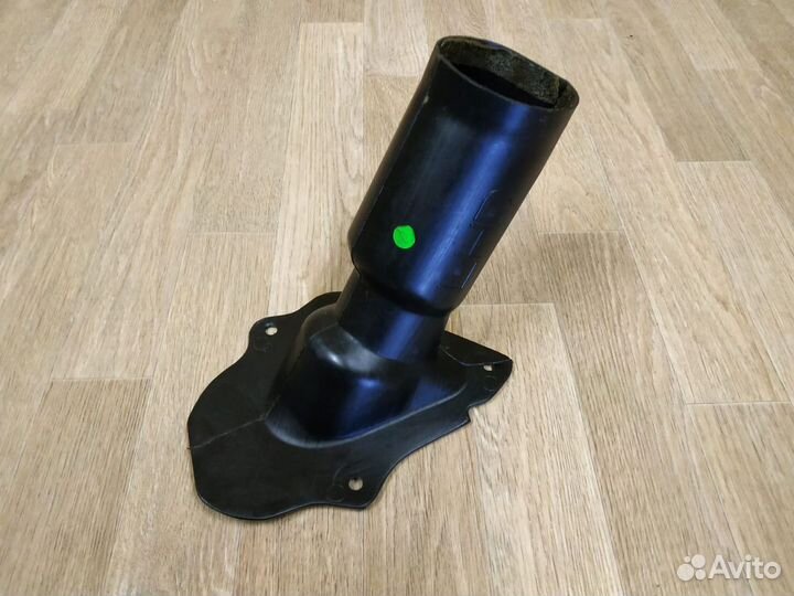 Пыльник рулевой колонки Nissan Primera P11