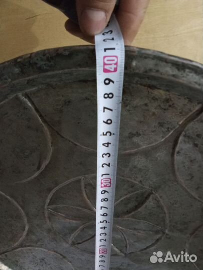 Поднос медный старинный чеканный