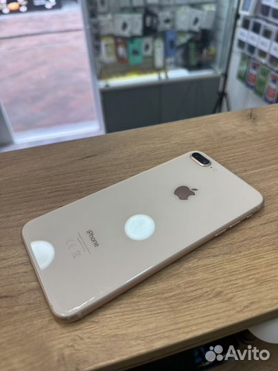 iPhone 8 Plus, 64 ГБ