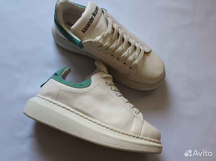 Кроссовки / кеды