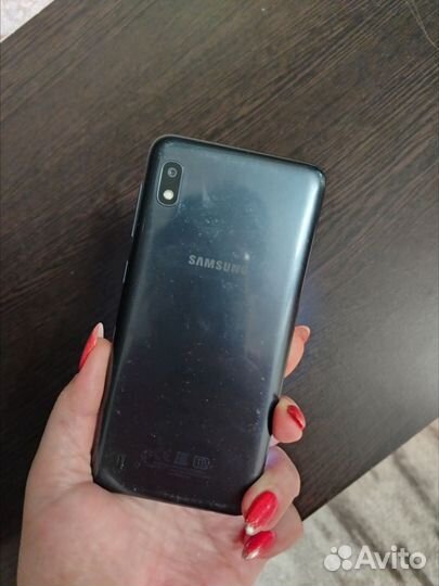 Samsung Galaxy A10, 4/32 ГБ