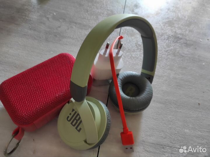 Беспроводные наушники jbl 310BT