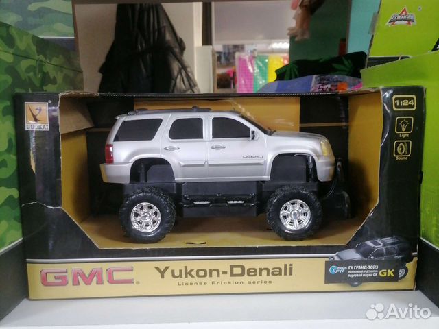 Внедорожник GMC